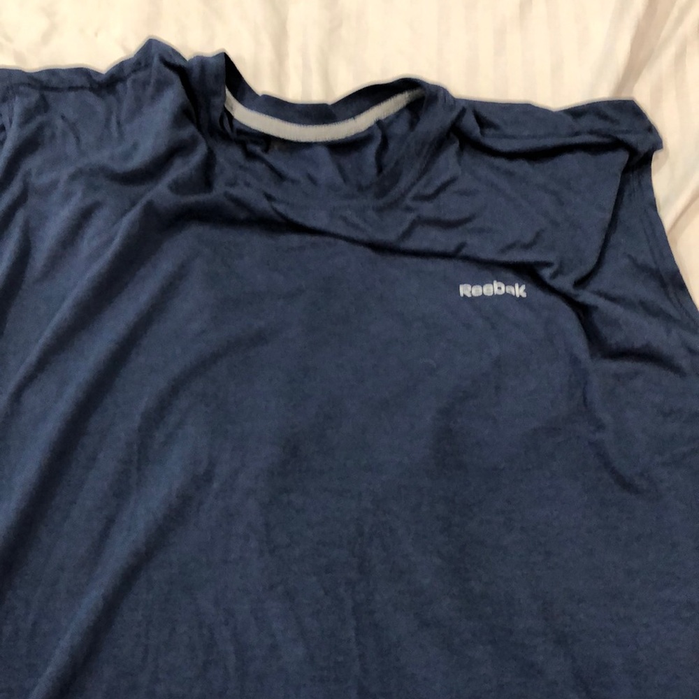 Reebok muscle tee